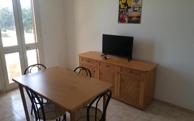 Villa piscina 24 posti letto