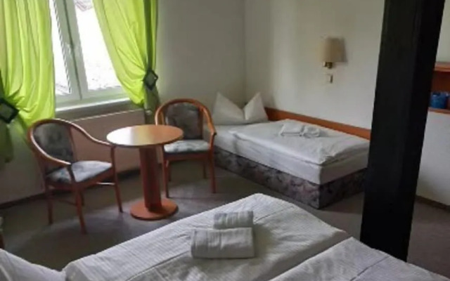 Gasthaus & Pension Zum Schwarzen Adler