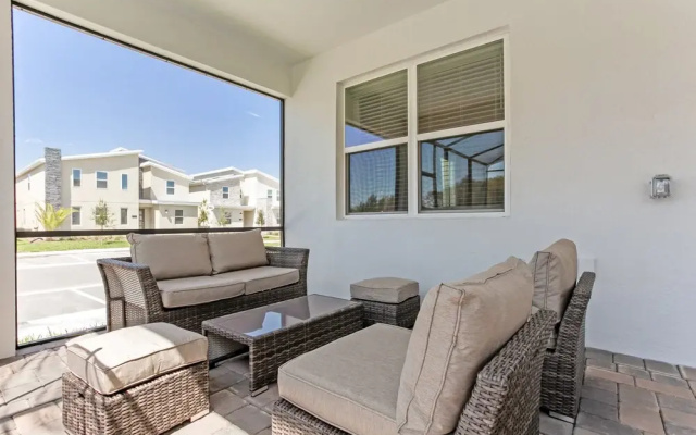 2867stanza 9 BR Villa With Games Room
