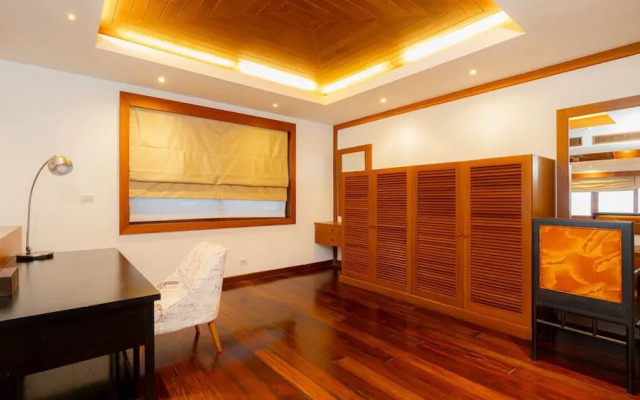Seaview Villa In Hilltop Estate - VYS1