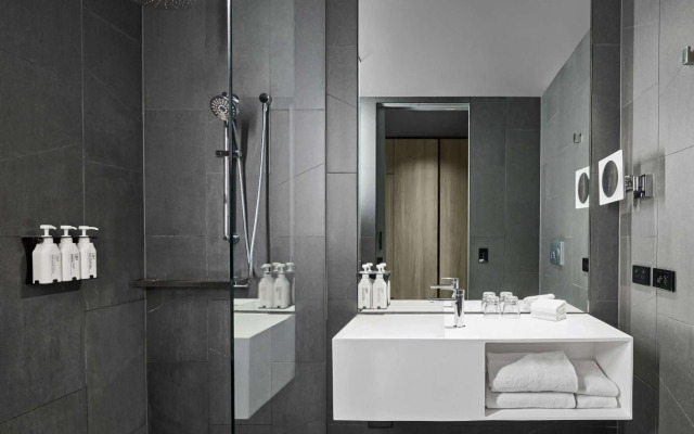 Vibe Hotel Melbourne Docklands