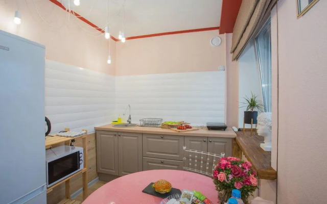 Апартаменты на площади Калинина 7