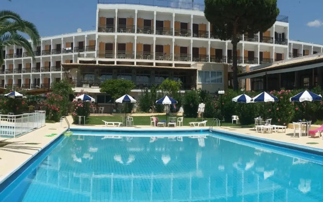 Irinna Hotel