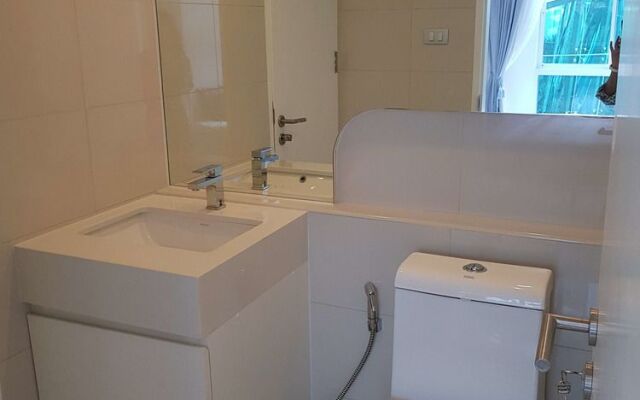 City Center Residence 1BR Pool View A306