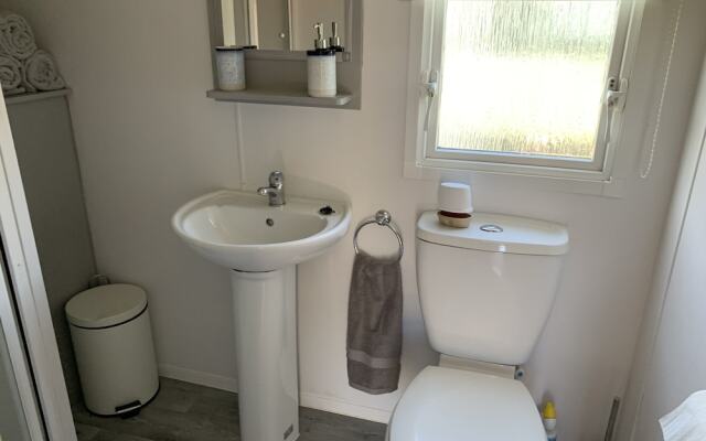 Immaculate 2-bed Caravan in Clacton-on-sea