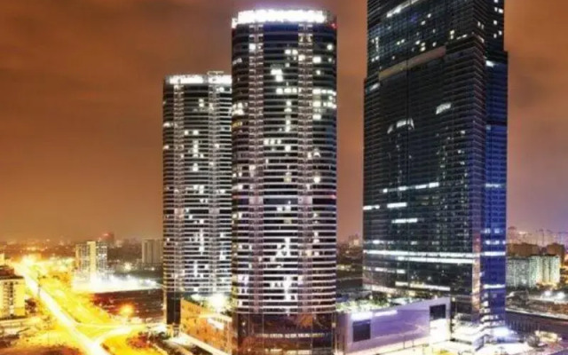 Landmark72