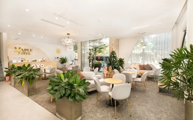 Oyo 541 Maple Suite Hotel