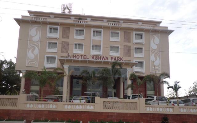 Hotel Ashwa Park