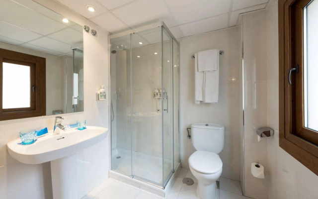 TRYP Ciudad de Alicante Hotel