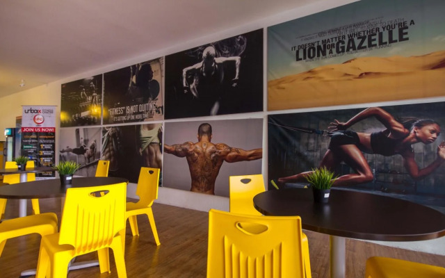 Manhattan Condo 8-11pax (2min to Aeon & Lotus)