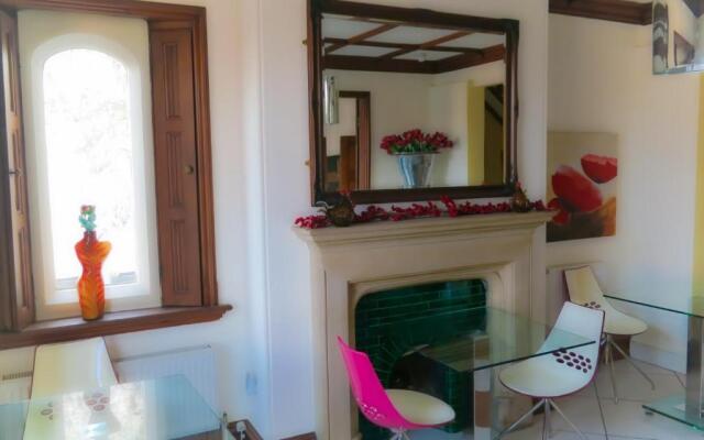 The Godalming Hotel