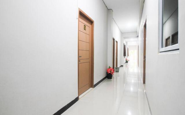 OYO 1653 Fajar Residence