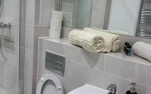 Stunning 2-bed Apartment in Grays