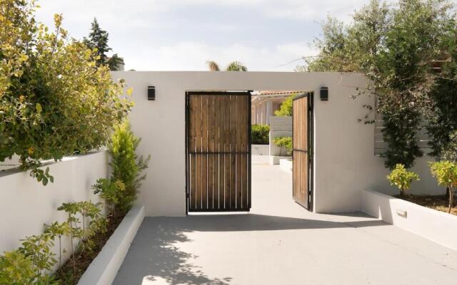 PIERINA HOUSE (by the Tsilivi beach)