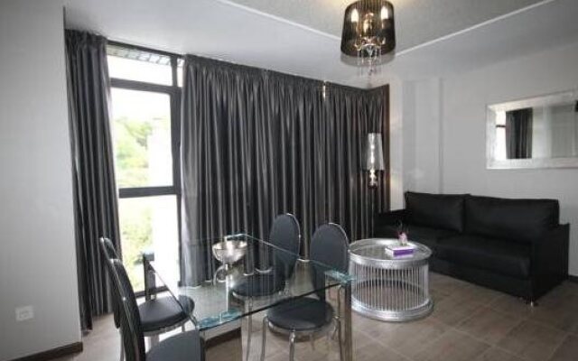 Apartamentos Alvear Suites