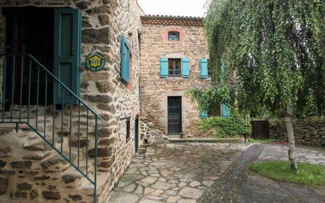 Gîte Villeneuve-d'Allier, 6 pièces, 10 personnes - FR-1-582-183