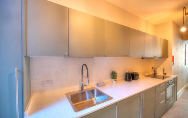 Beautifully furnished flat in the city center JBAL1-1