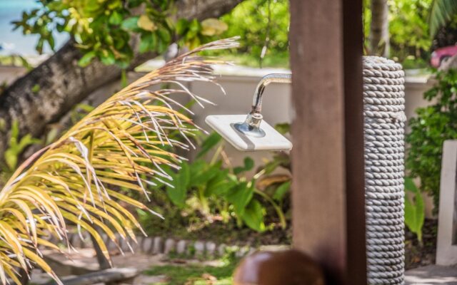 Lou Lou Bungalows