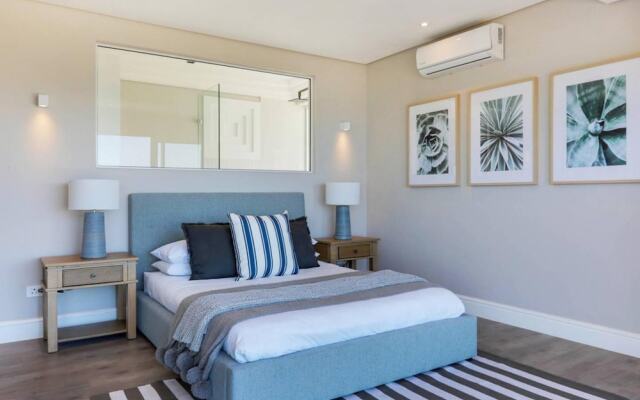 Spacious Holiday Villa w Private Pool Garden Serein