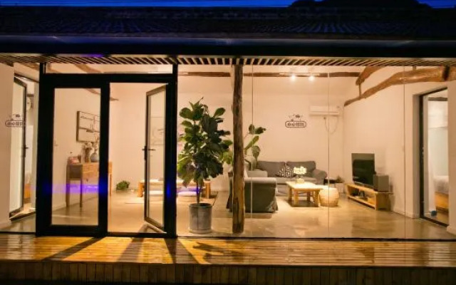 Beijing Xiangli Xiangju Guanshan Xiaoyuan Homestay