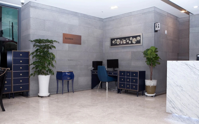 Waystone Seoubong Hotel