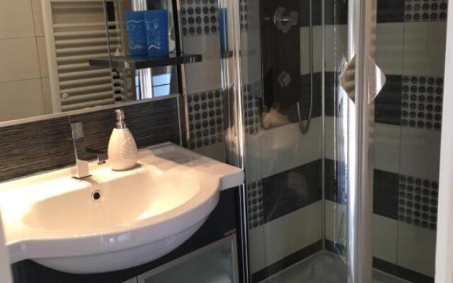 Complex Căsuțe Pensiune Ileana s House