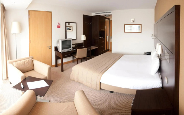 White Sands Hotel