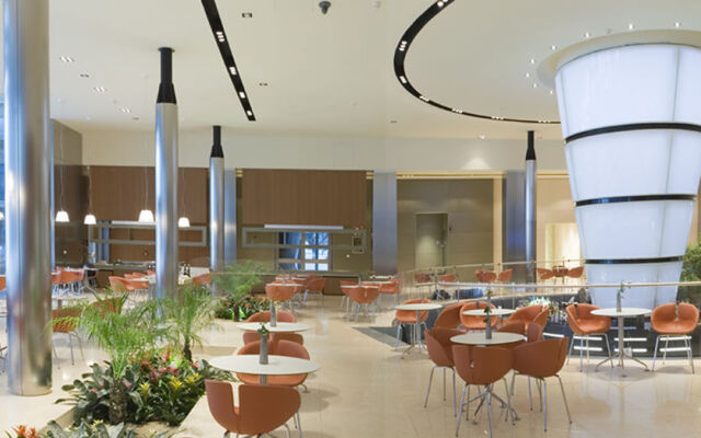 UNA HOTELS T Hotel Cagliari