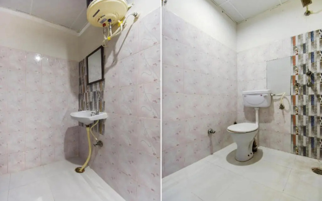 Hotel Adesh by OYO Rooms