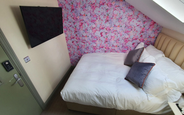 The Griffin Belle Hotel Vauxhall