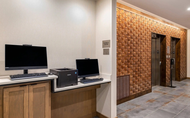 Fairfield Inn & Suites by Marriott Helen