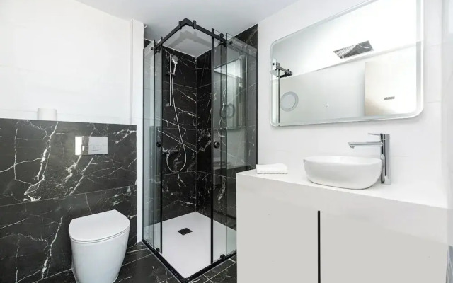 Warner Boutique Hotel