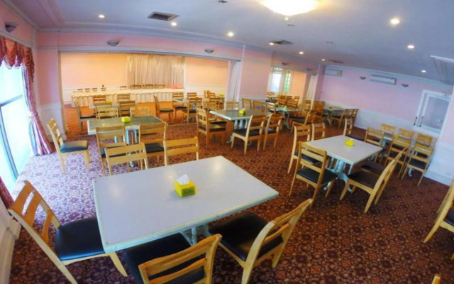 Phuket Town Inn Hotel Phuket (SHA Extra Plus)
