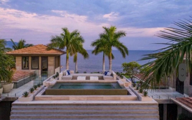 Estate Cascada in Punta Mita