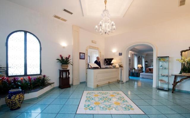 Hotel Aurora