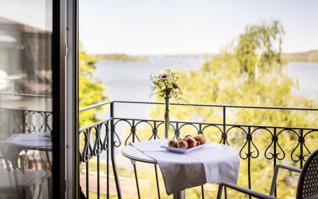 Hotel Dieksee - Collection by Ligula