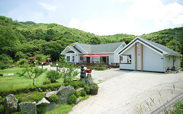 Yangpyeong Scenery Valley Pension