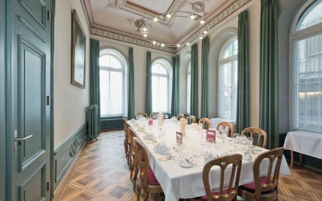 BLUME. - Baden Hotel & Restaurant