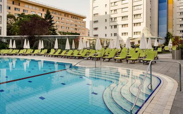 Park Inn by Radisson Bucharest Hotel & Residence