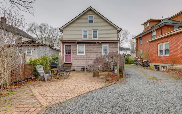 Walkable Dtwn Townhome Near Campus & Palmer Square