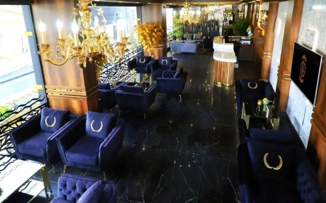 Bayrak Grand Hotel