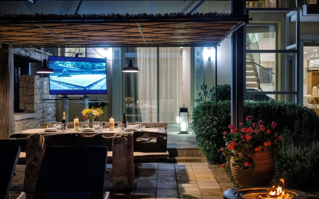 Melithea Seaview Villa