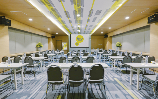 YELLO Hotel Paskal Bandung