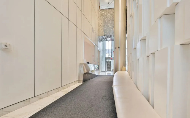 Noel Suites - York and Bremner