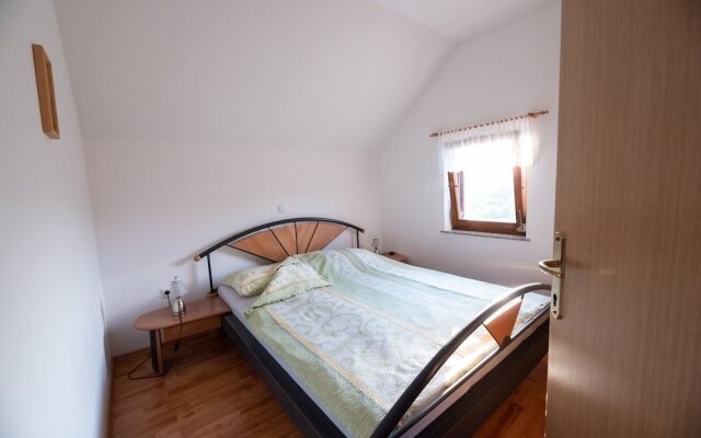 Vineyard Cottage Brodaric
