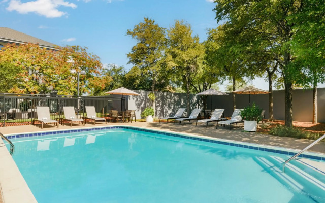 Courtyard By Marriott Dallas - Lewisville