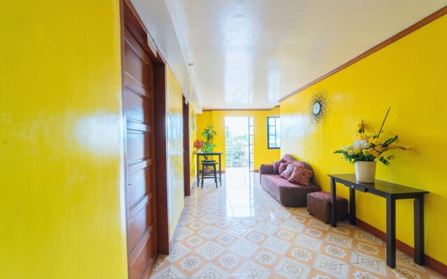 RedDoorz near Golden Sarok Shrine