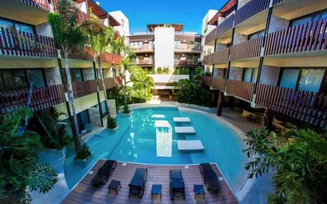 APARTAMENTO LUJOSO PALMARES a mt 5ta Av.