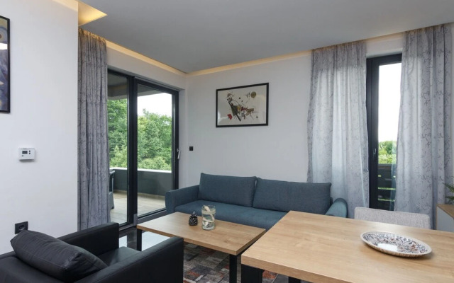 Deluxe Feliciano Apartments