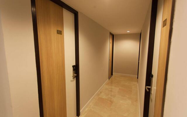 Nantra Ploenchit